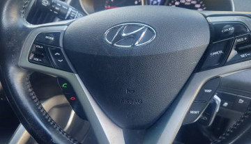 2015 Hyundia Veloster - New to australia car finance  11.jpg